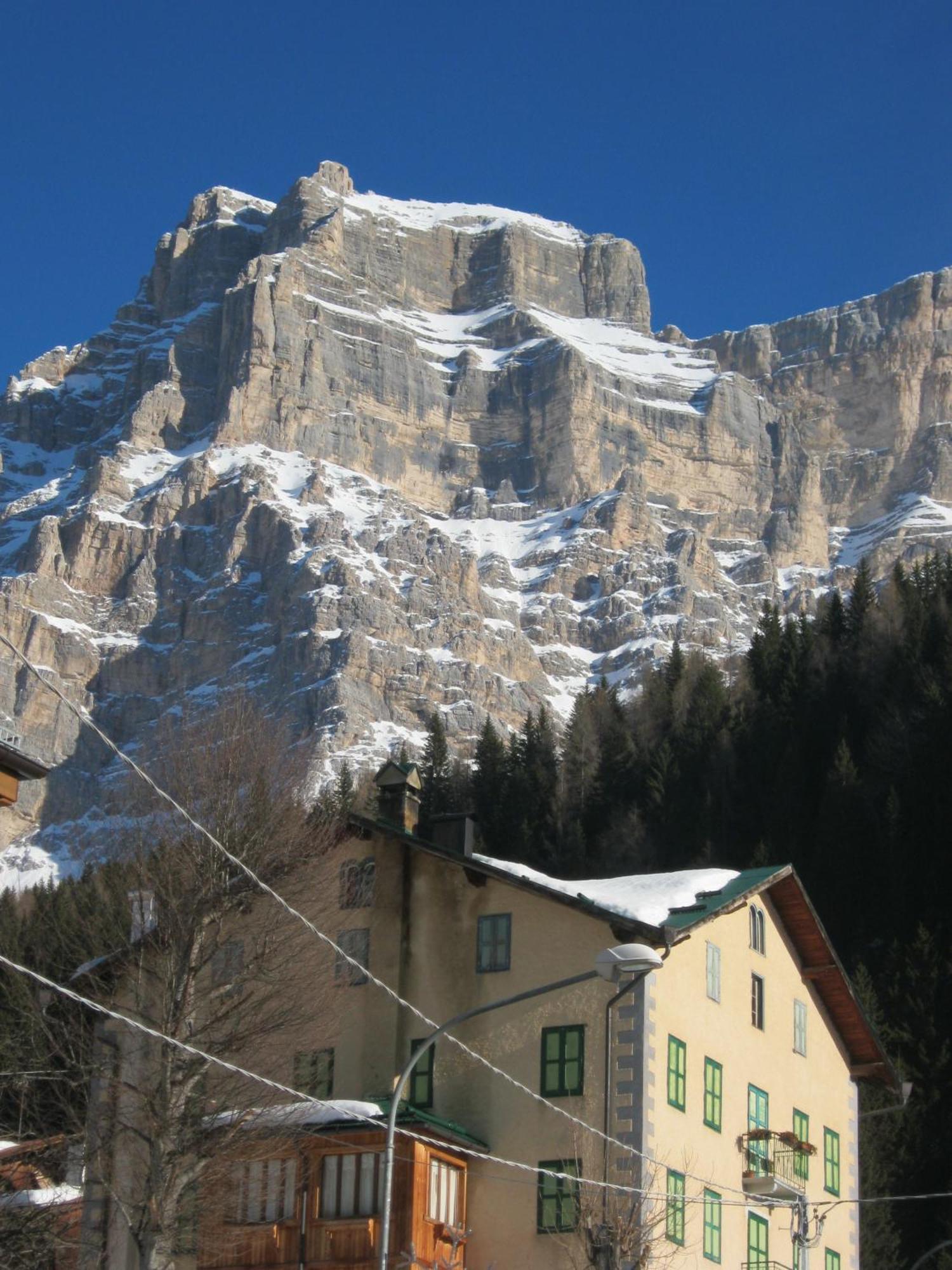 Hotel Corona Val di Zoldo Exterior foto